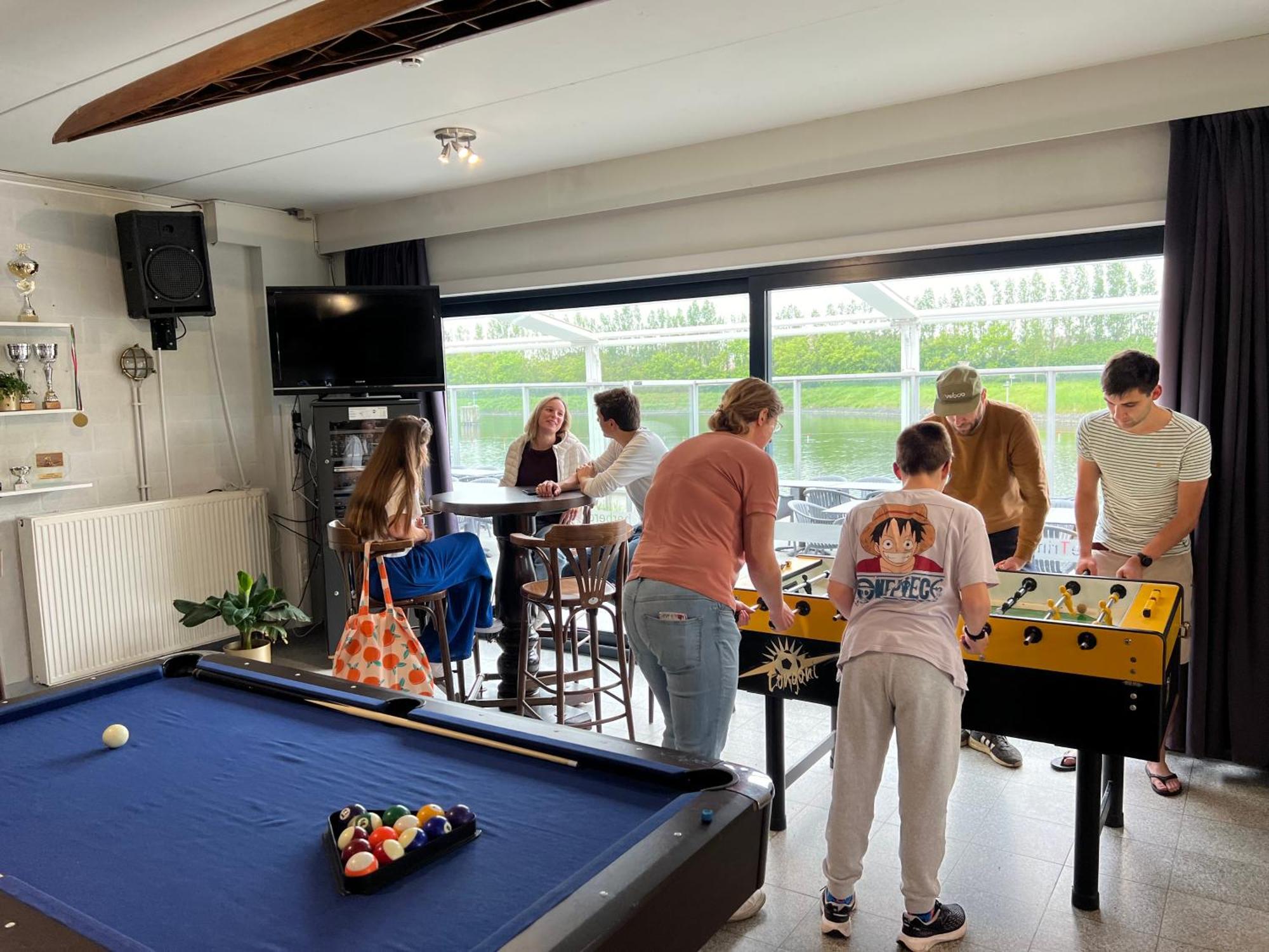 ברוז' Herdersbrug Youth Hostel מראה חיצוני תמונה